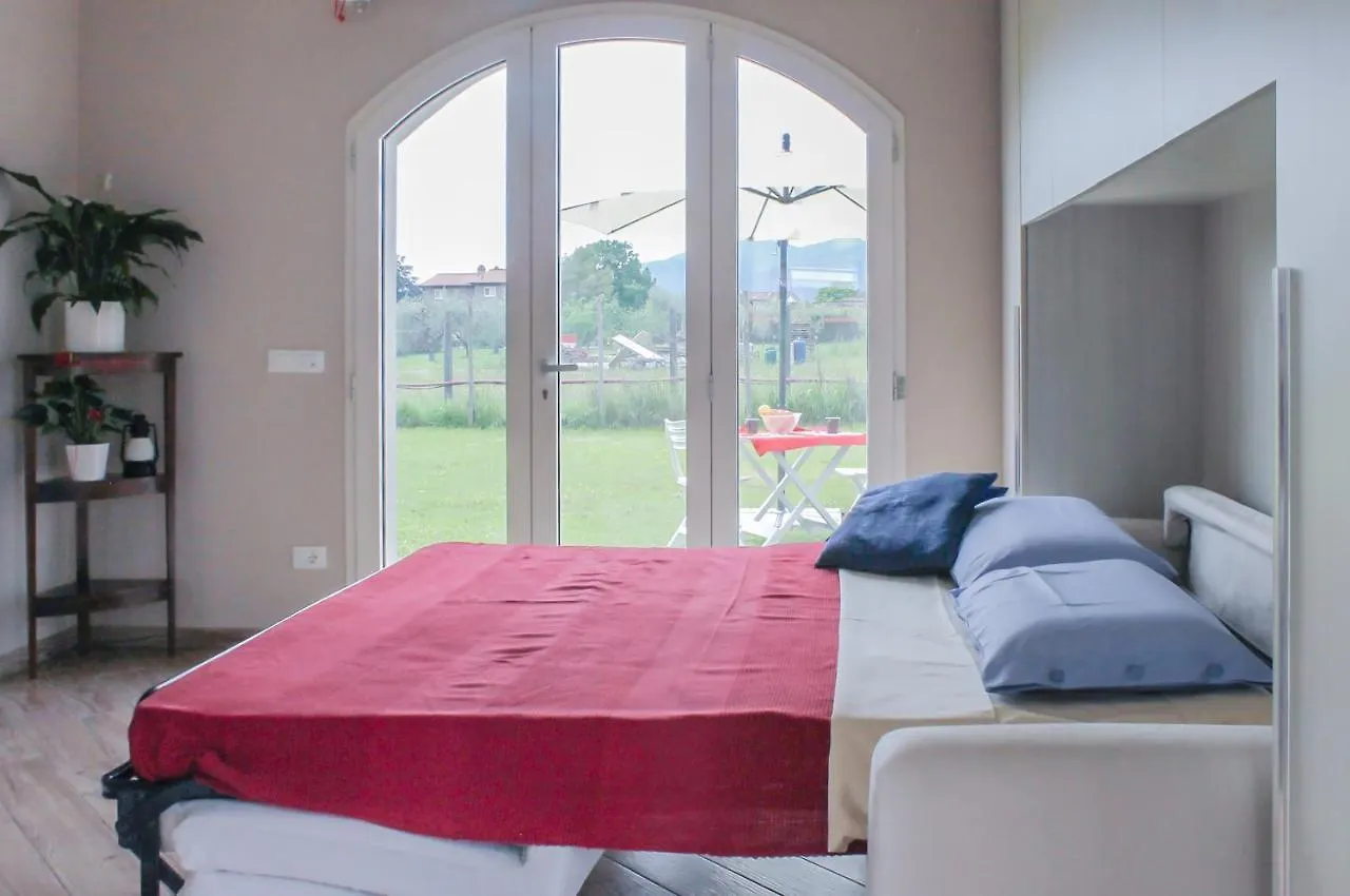 Modern Home With Private Parking Near The Station! Lucca